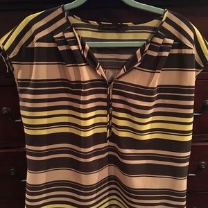 The Limited Tops - Short sleeve shirt from the Limited The Limited Tops - Short sleeve shirt from the Limited